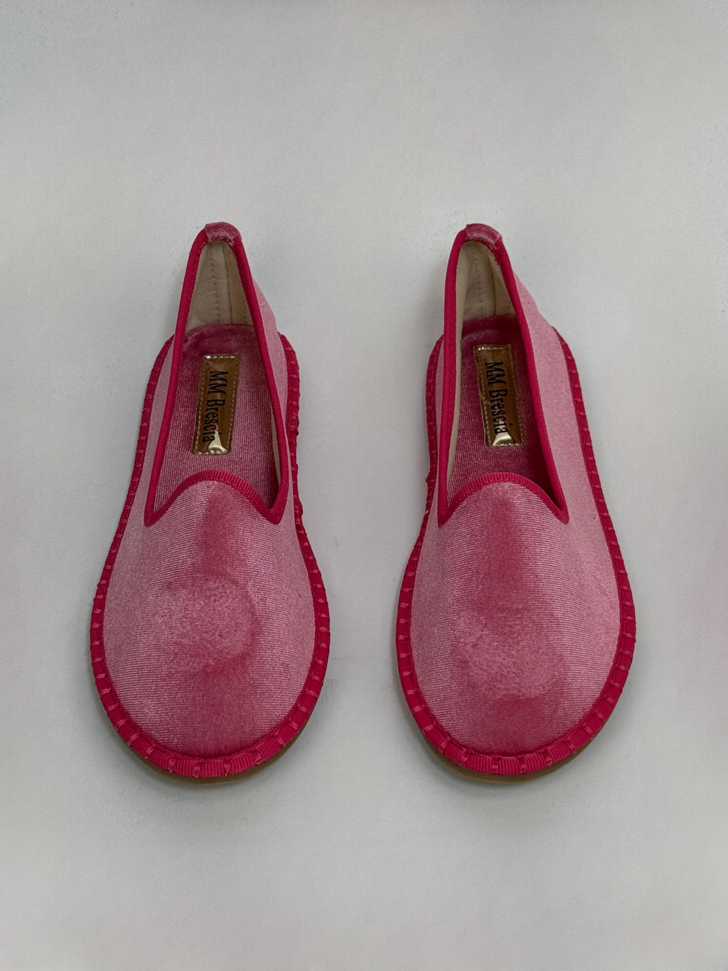 Zapatos de terciopelo con ribete