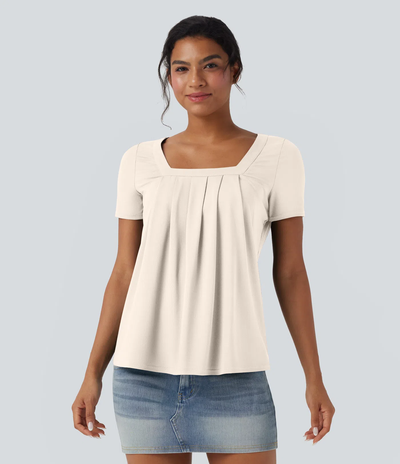 Top informal de cuello cuadrado y manga corta