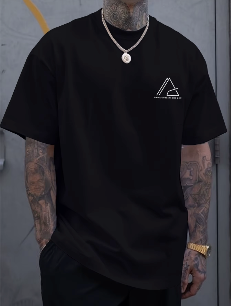 Camiseta urbana para hombre de corte holgado – algodón 100% premium, ajuste oversize casual y estampado tipográfico geométrico