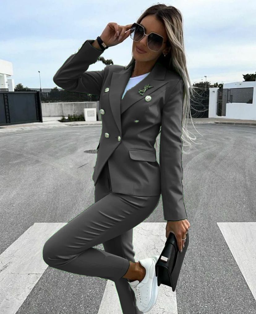 Traje "Erica" (chaqueta + pantalón)