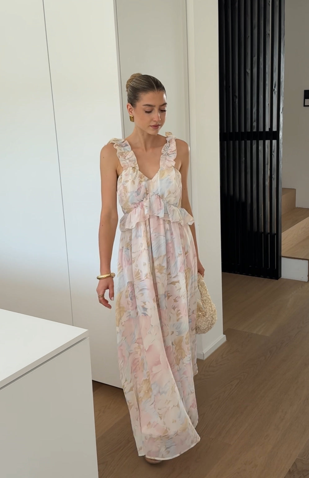 Vestido con estampado de flores grandes
