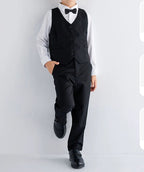 Elegante traje de ceremonia para niños
