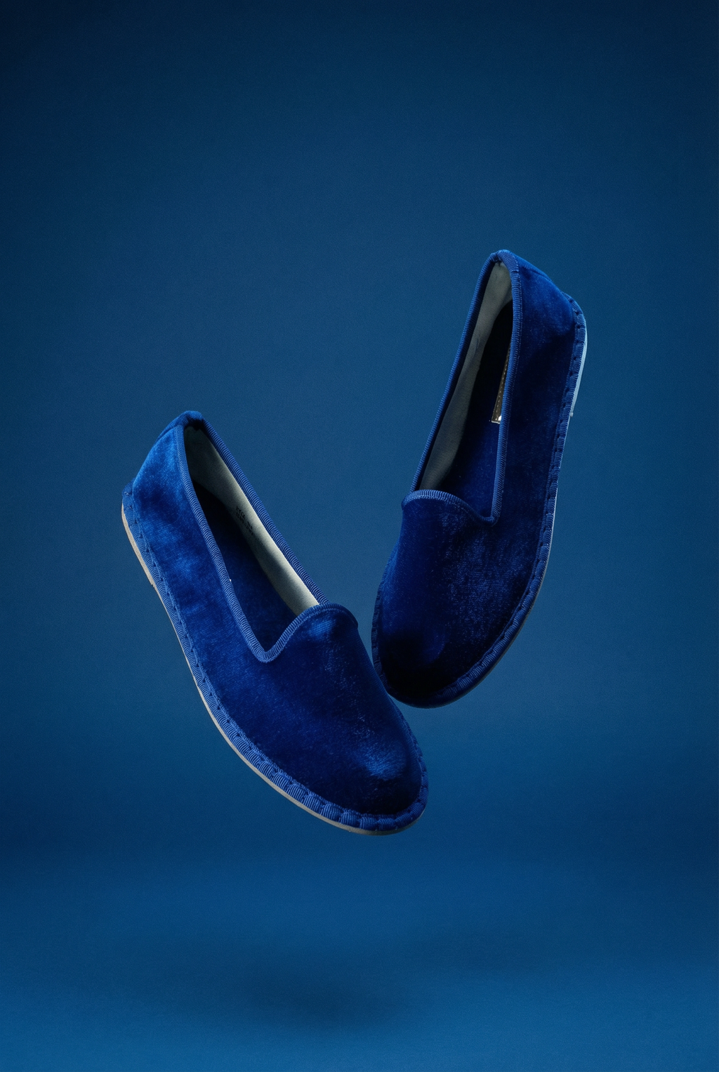 ZAPATILLAS FRIULANAS DE TERCIOPELO