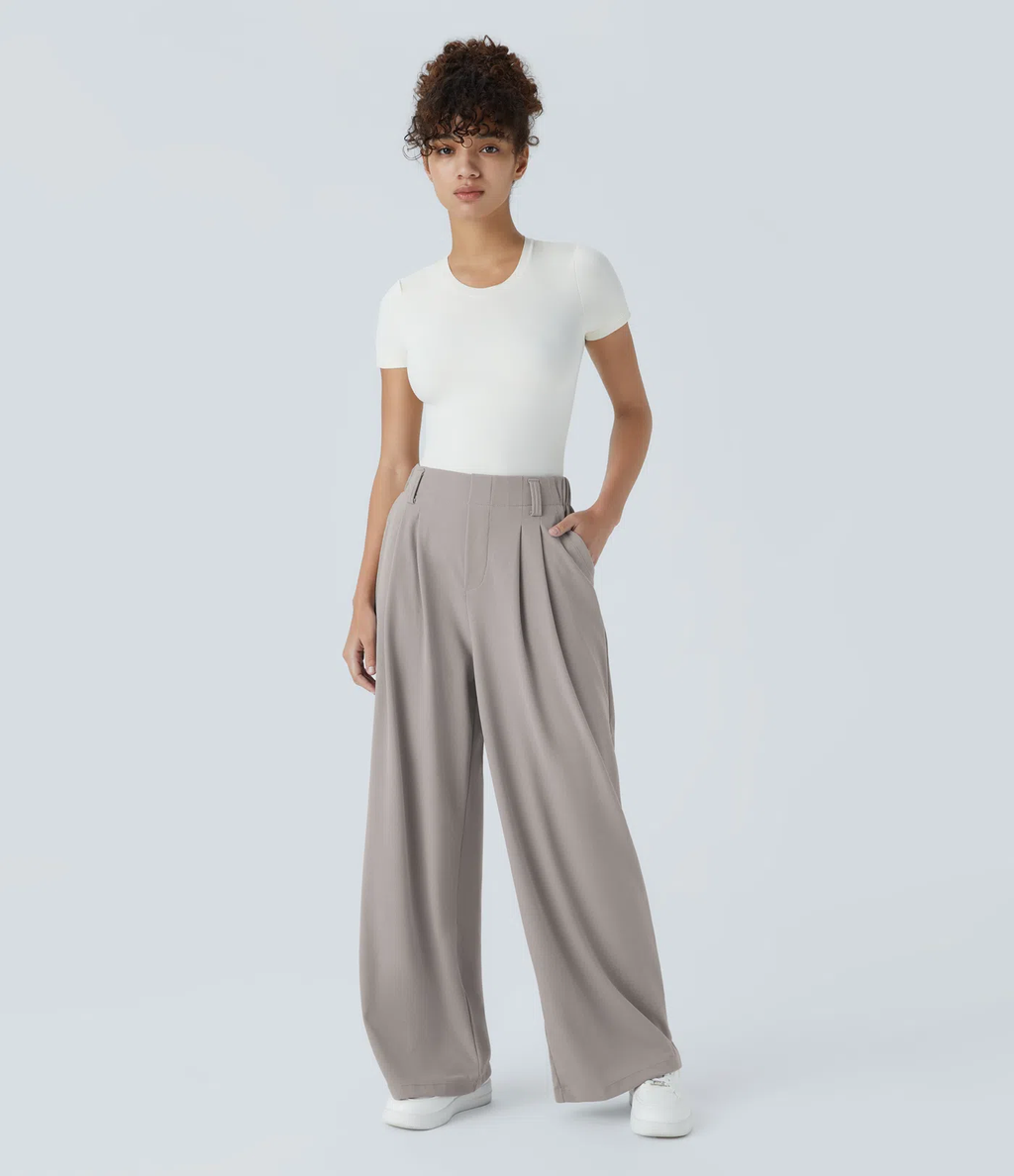 Pantalón de traje ancho y fluido
