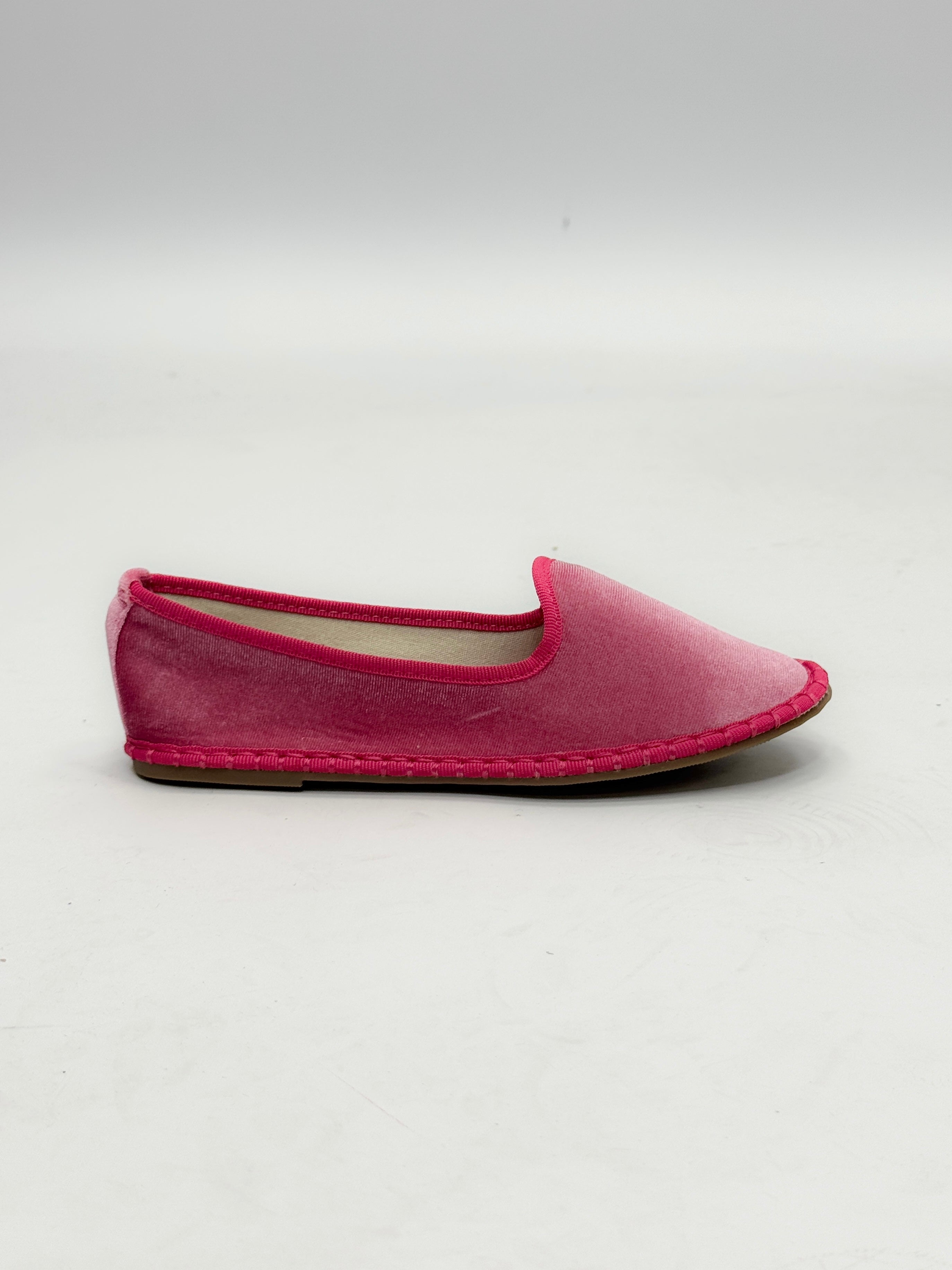 Zapatos de terciopelo con ribete