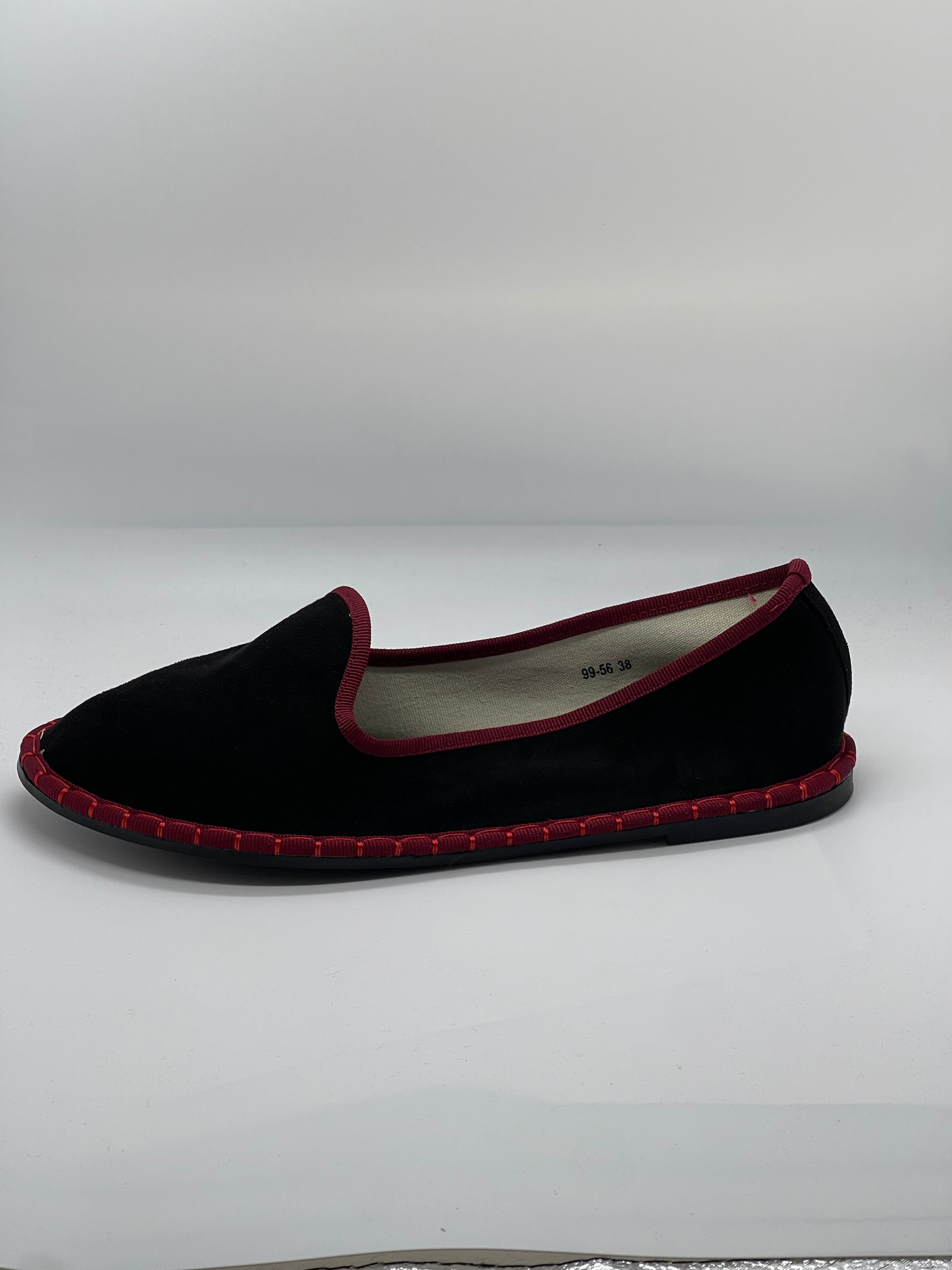 Zapatos de terciopelo con ribete