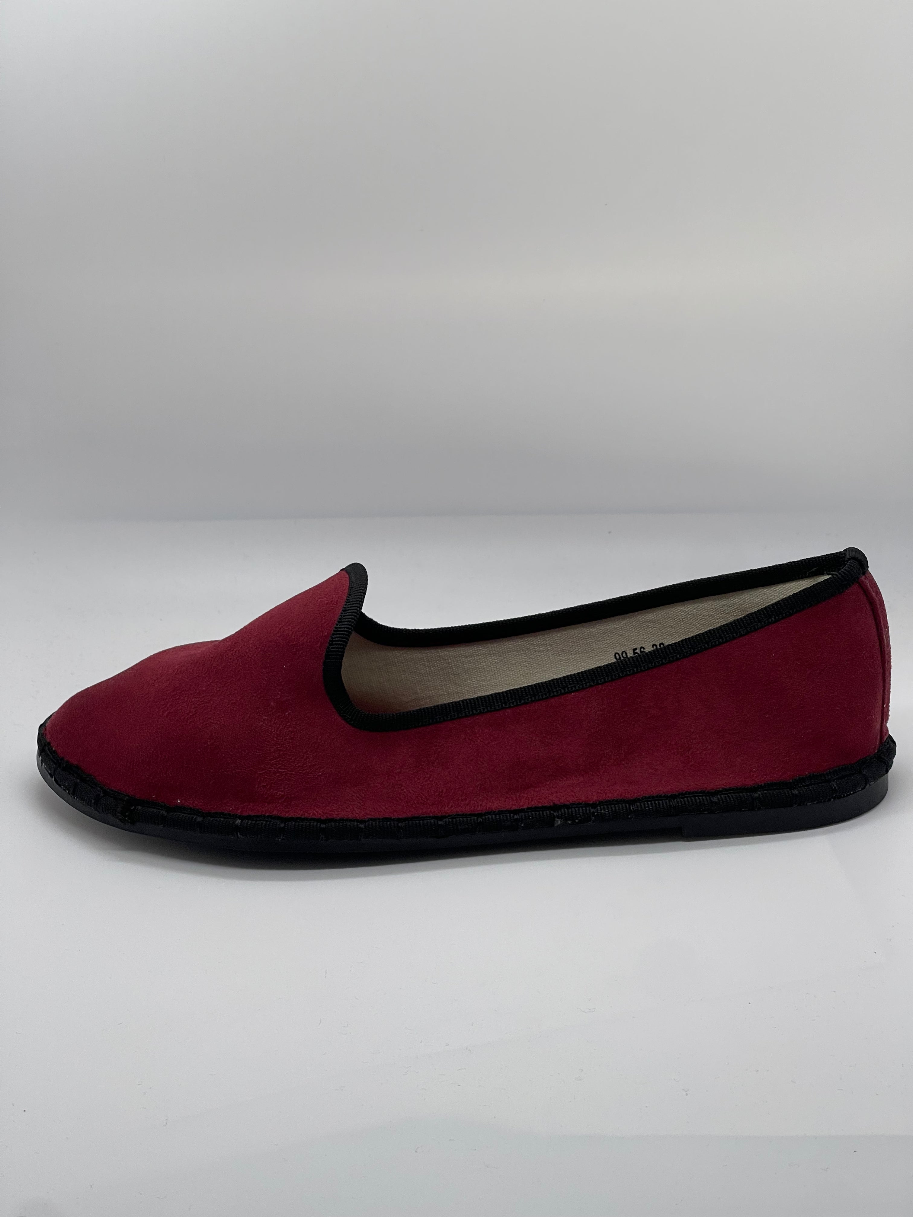 Zapatos de terciopelo con ribete