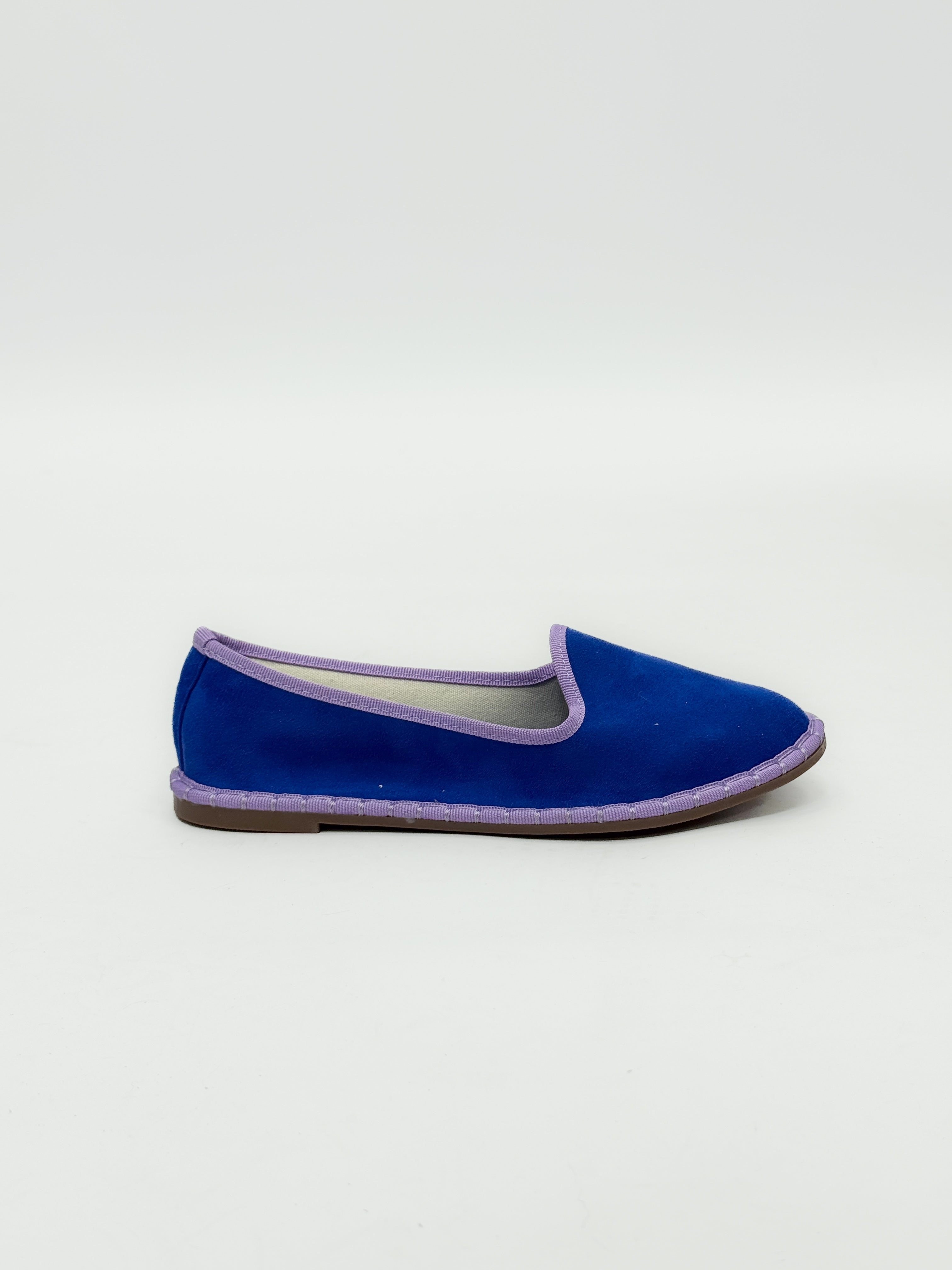 Zapatos de terciopelo con ribete