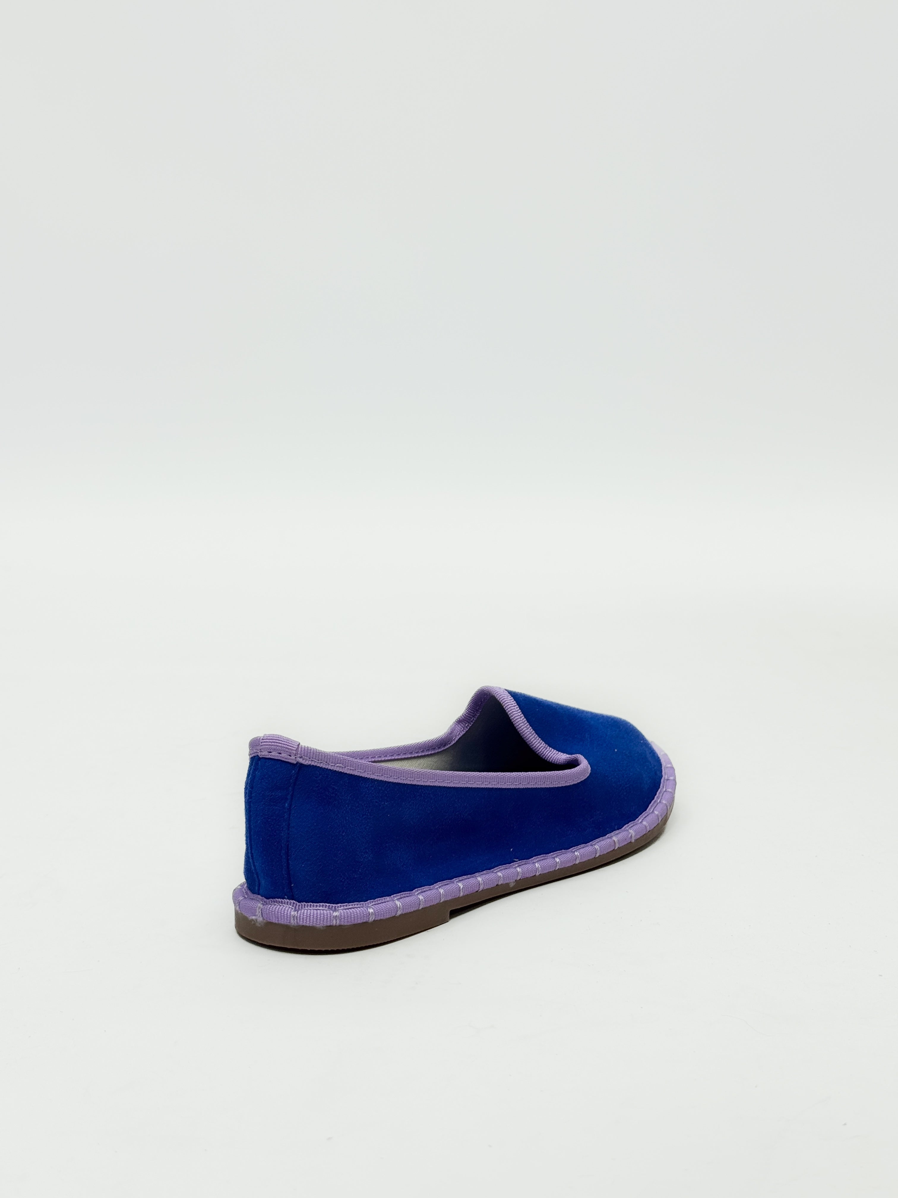 Zapatos de terciopelo con ribete
