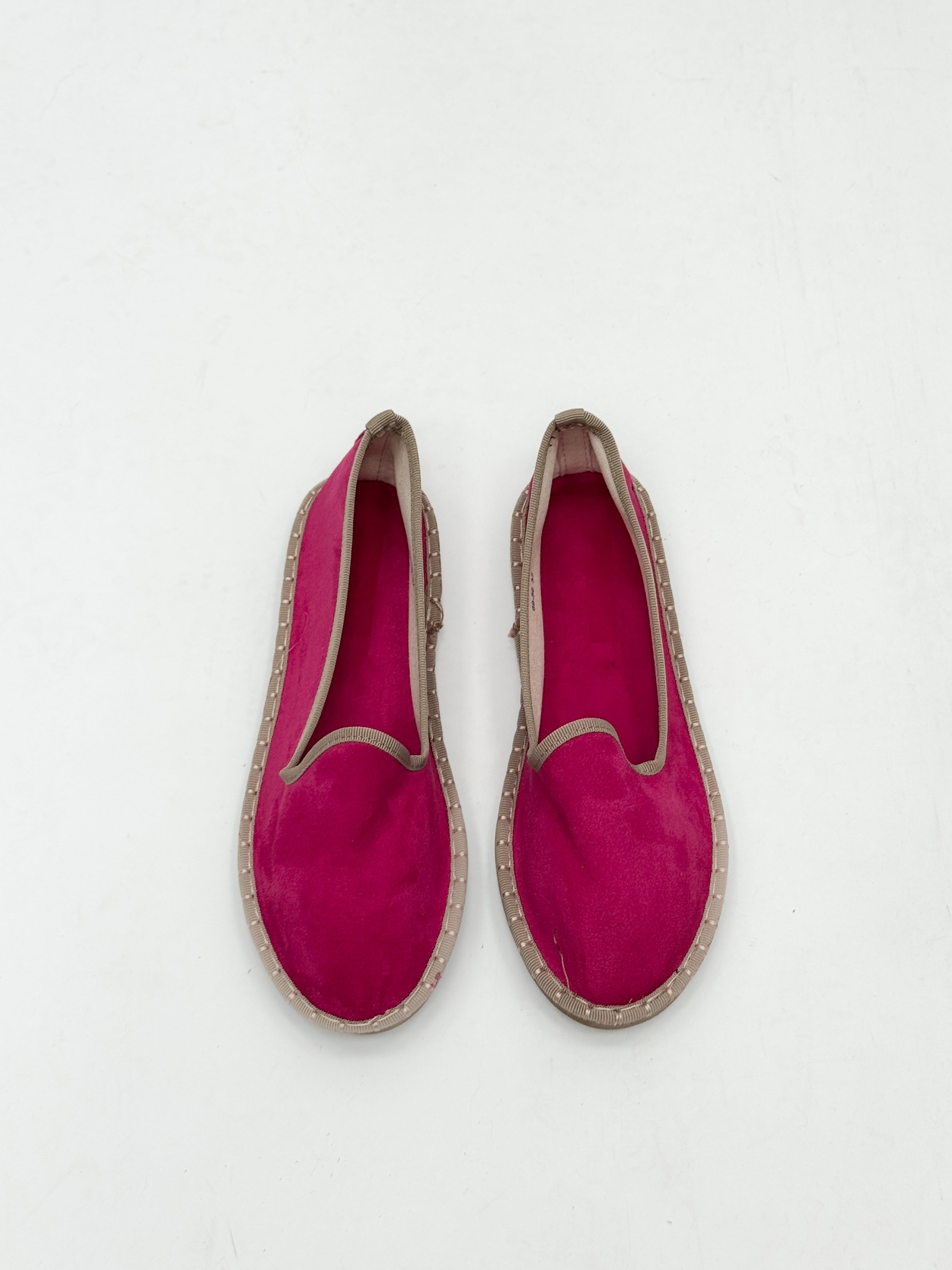 Zapatos de terciopelo con ribete