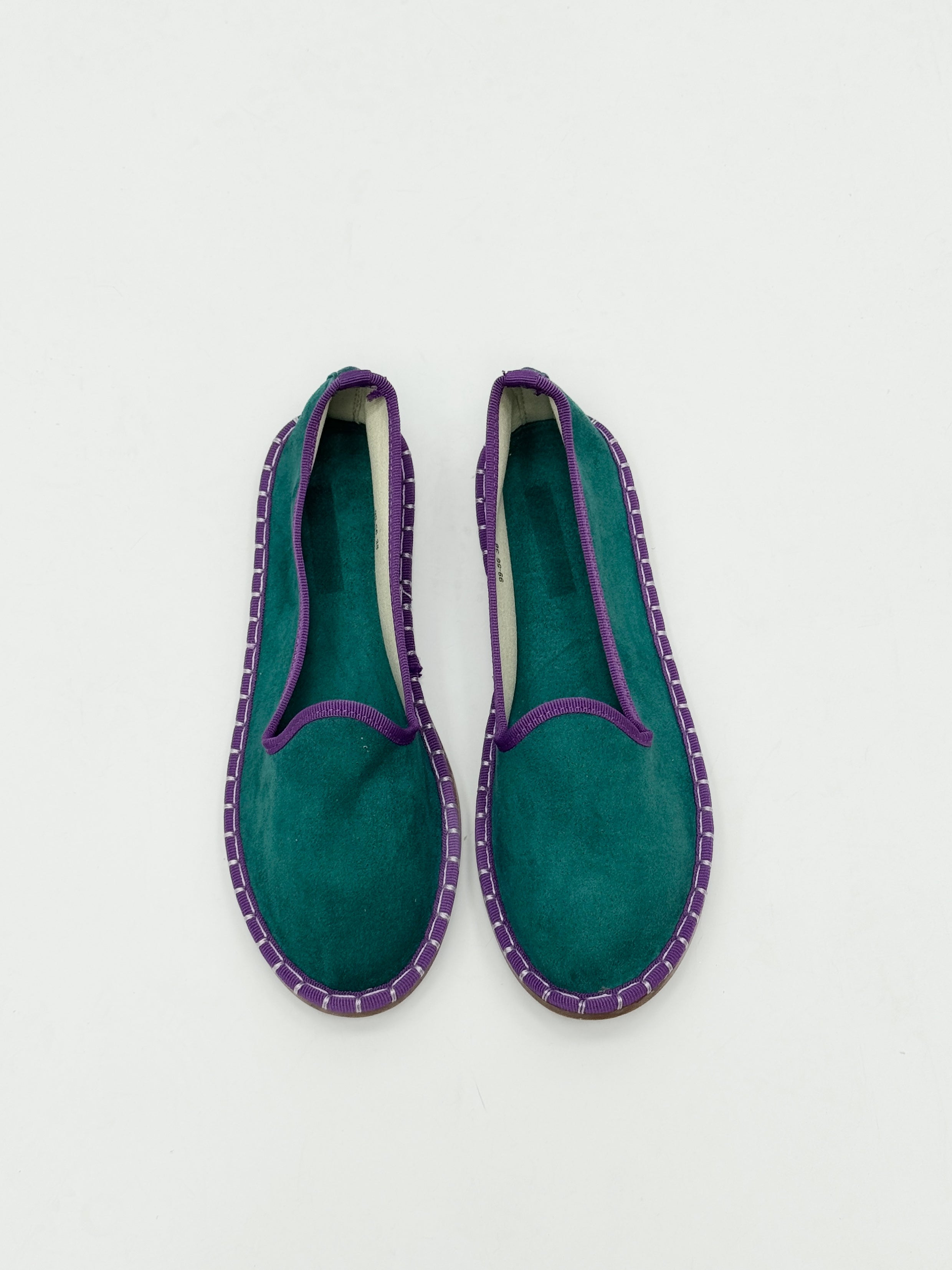 Zapatos de terciopelo con ribete
