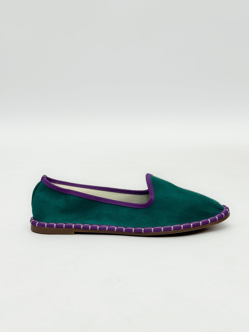 Zapatos de terciopelo con ribete