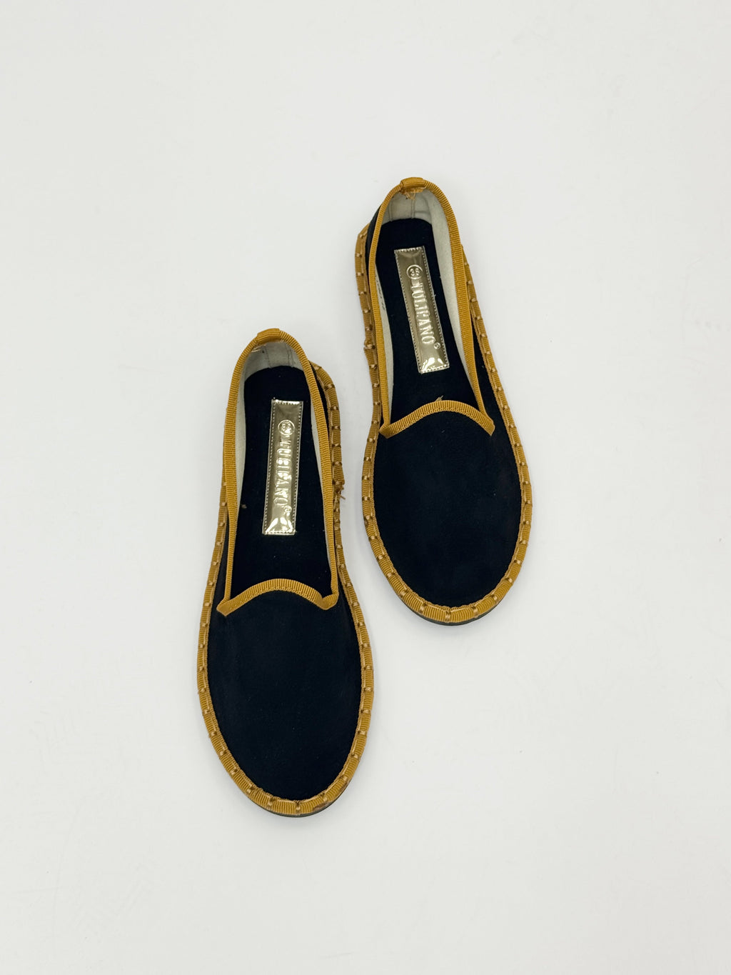 Zapatos de terciopelo con ribete