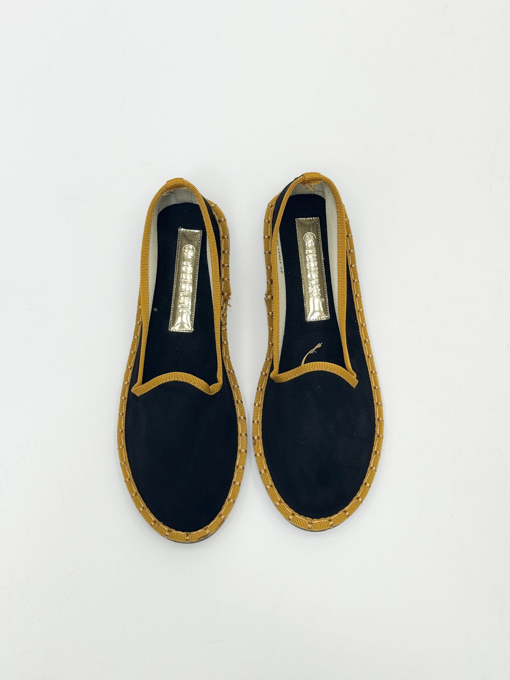 Zapatos de terciopelo con ribete