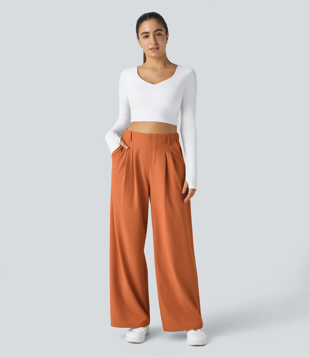 Pantalón de traje ancho y fluido