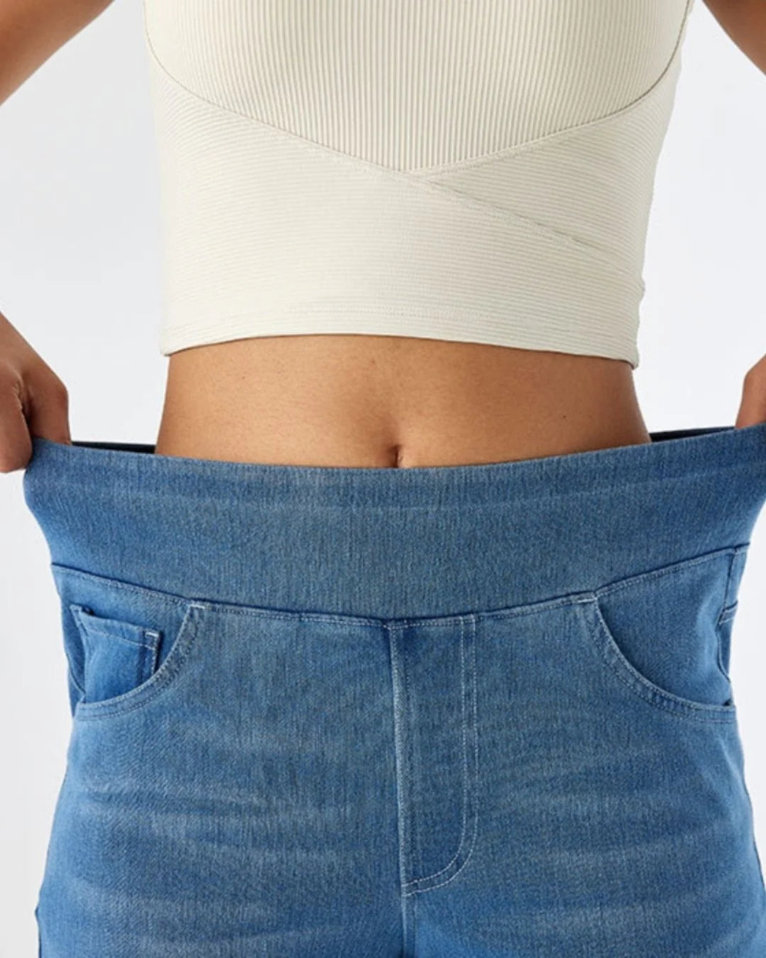 Jeans negros de ajuste cómodo