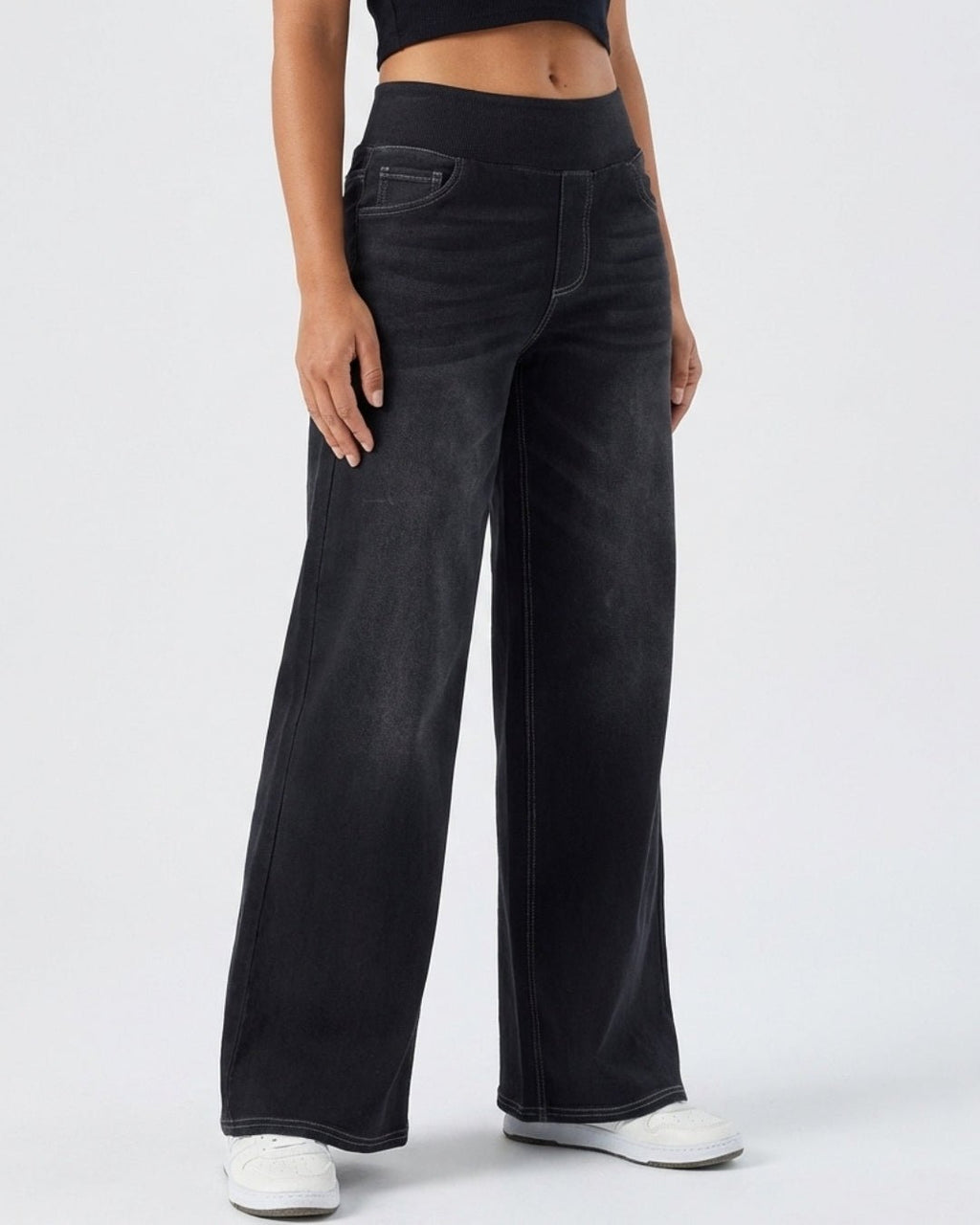 Jeans negros de ajuste cómodo