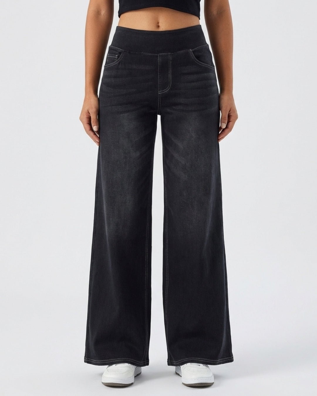 Jeans negros de ajuste cómodo