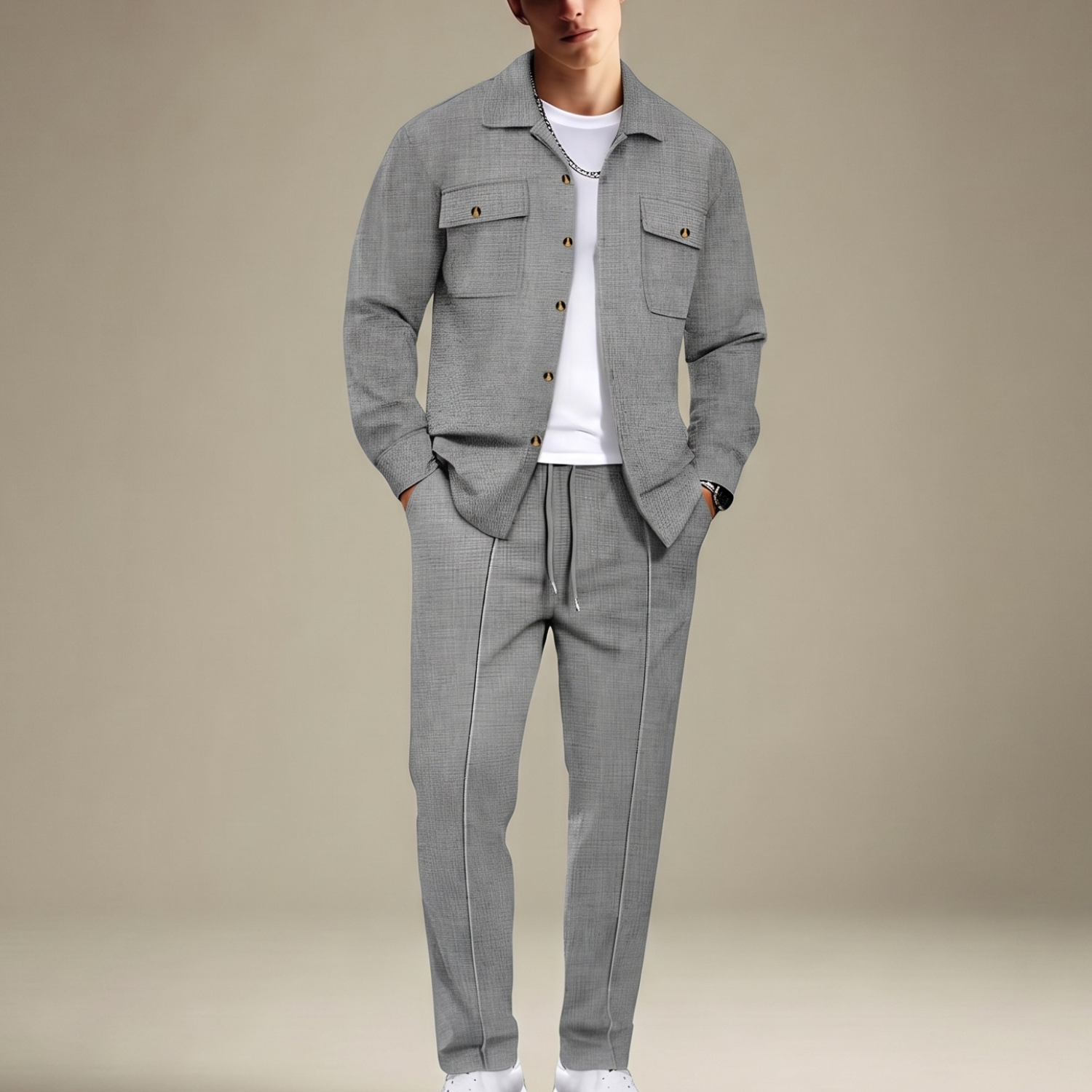 Conjunto casual: camisa de manga larga, pantalón y cárdigan.
