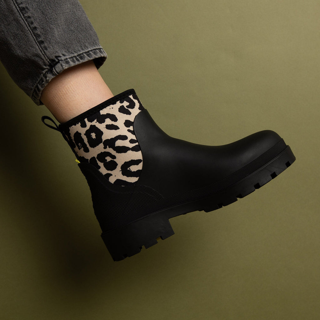Botas de lluvia cortas negro/leopardo negro-arena