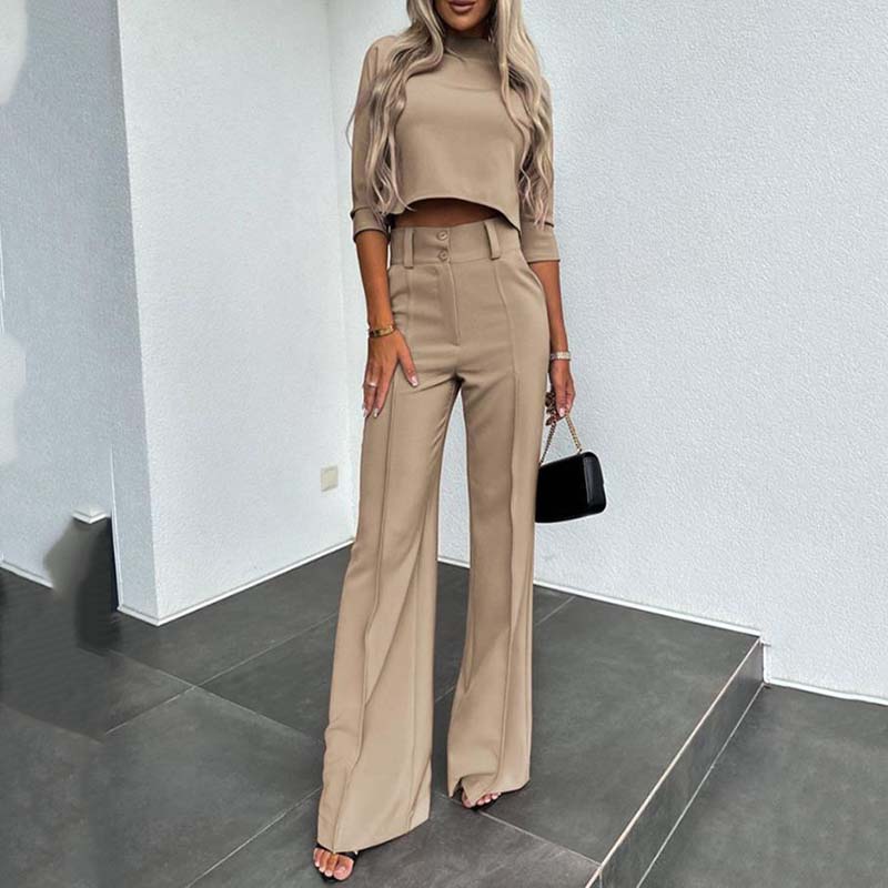 CONJUNTO ELEGANTE: TOP CORTO Y PANTALONES DE PIERNA ANCHA