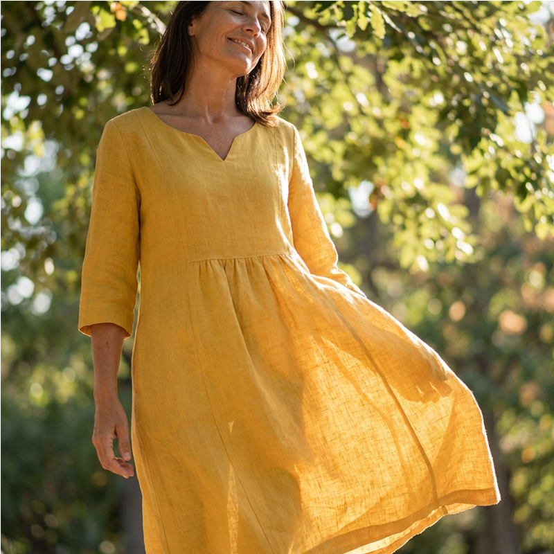 Vestido con cuello en V